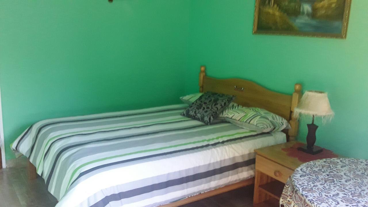 Otentik Guesthouse Мбабане Экстерьер фото